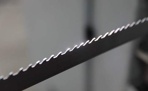 巫山双金属带锯条产生切削噪音的原因具体有哪些？
